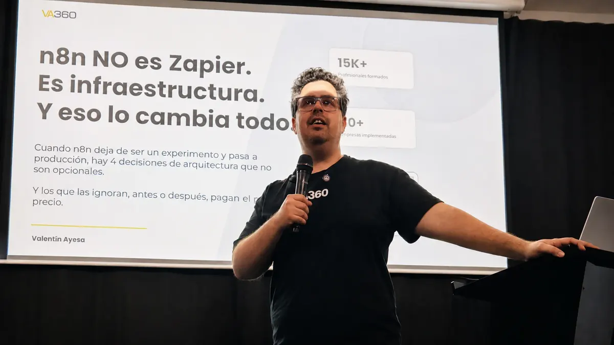 Valentín Ayesa organizando el segundo meetup oficial de n8n España en Madrid con récord de más de 150 asistentes, abril 2026